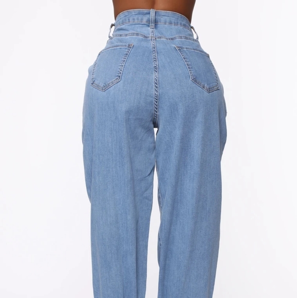 She's Glam Rhinestone Ankle Balloon Jeans - Medium - Picture 4 of 9